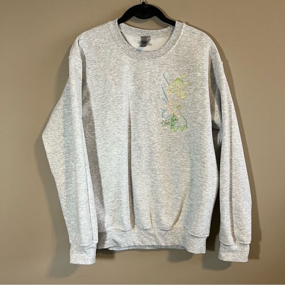 ✨ Gildan Gray Tinkerbell Embroidered Crewneck Sweatshirt Small - Picture 1 of 9